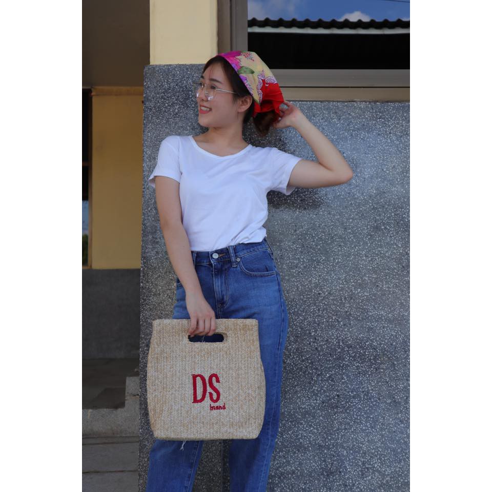 DS brand : กระเป๋าหวายช็อปปิ้ง ปักชื่อ DS06-2