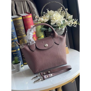 @2,490.-🔥🔥Ladies Bags Images Sale ลด 7 % + 📍(แถมพวงกุญแจ)🔥🔥💯Longchamp Le Pliage Cuir Croco Mini Leather Top Handle Bag