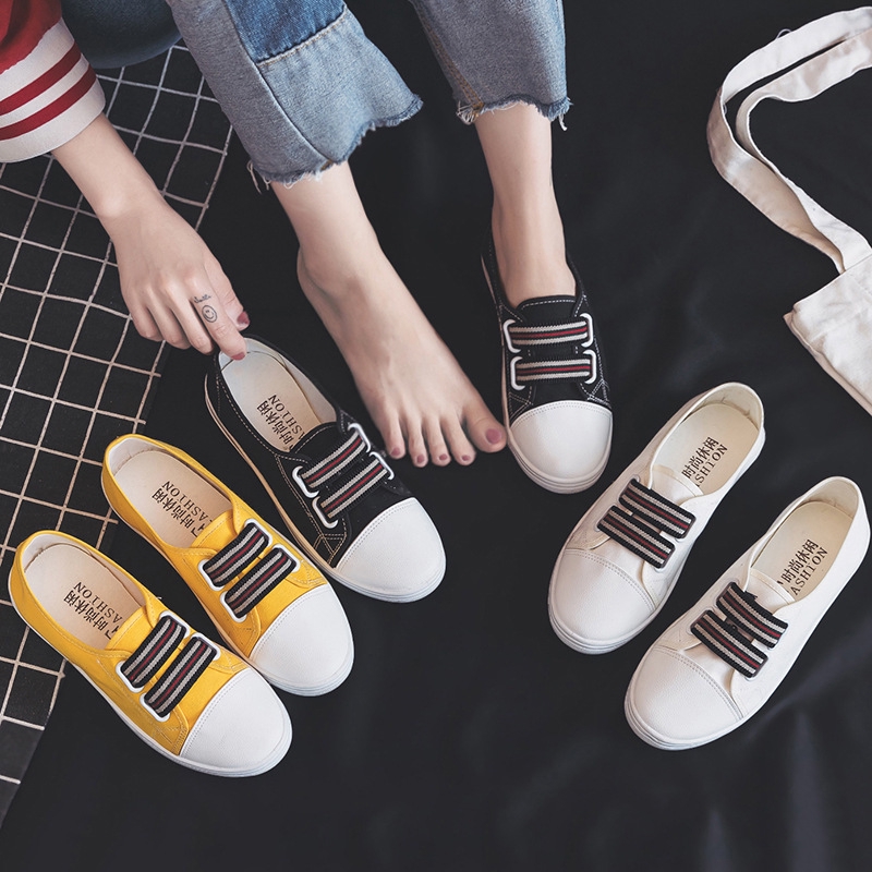 รุ่นภาษาเกาหลีผ้าขี้เกียจรองเท้าผ้าใบสีขาวขนาดเล็ก เท่ๆ zhuri
