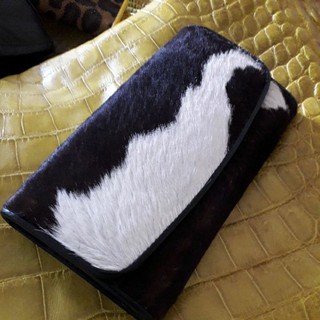 กระเป๋าสตางค์สุขภาพสตรีหนังม้าแท้  genuine horse skin purse for lady