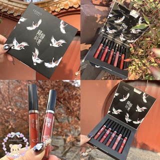 【จัดส่งฟรี】เซตลิปสติก 5เฉดสี เนื้อแมท เนื้อเนียน มีมอยเจอร์บำรุง lipstick set mix ลิปสติกเกาหลี