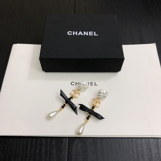 Chanel ต่างหูหนัง ลายตัวอักษร สีดํา แฟชั่น