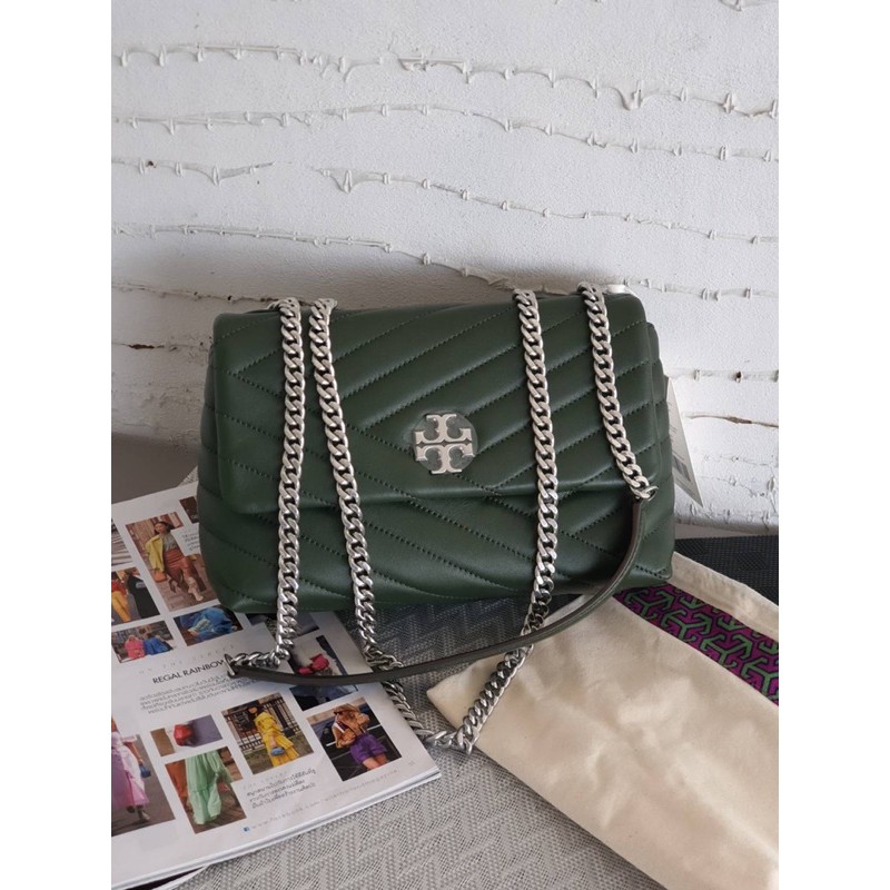 ผ่อน0%) กระเป๋าสะพายข้าง TORY BURCH KIRA CHEVRON SMALL CONVERTIBLE SHOULDER  BAG 64963 หนังแท้ สีเขียว | Shopee Thailand