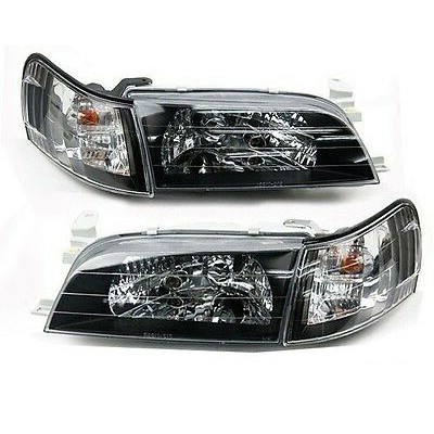 DEPO ไฟหน้าเพชร ไฟหน้าแต่ง TOYOTA COROLLA AE100 AE101 AE102 สามห่วง โคมดำ พร้อมไฟมุมดำ