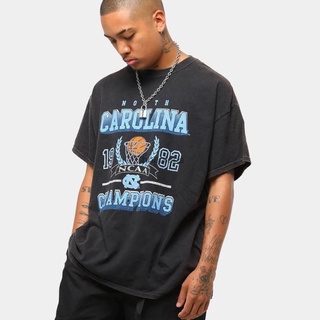 เสื้อยืดสีขาวUnc Collegiate 82 Champions เสื้อยืด สไตล์วินเทจ UNC BG068 2021S-4XL