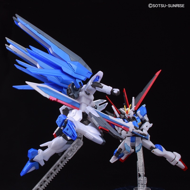 [Pre-Order] HG 1/144 Limited Freedom vs Force Impulse Gundam x 2 ตัว [Metallic][GBT][BANDAI]