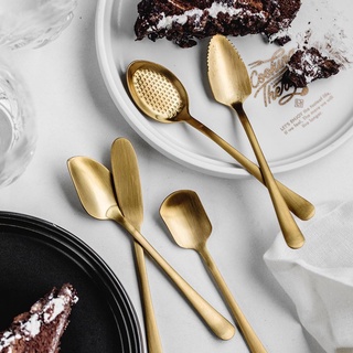 ช้อนสแตนเลสสําหรับตักกาแฟขนมหวานเค้กไอศกรีม Flatware