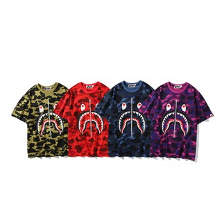 มาใหม่ เสื้อยืดแขนสั้น ผ้าฝ้าย ลายพราง BAPE สําหรับผู้ชาย และผู้หญิง