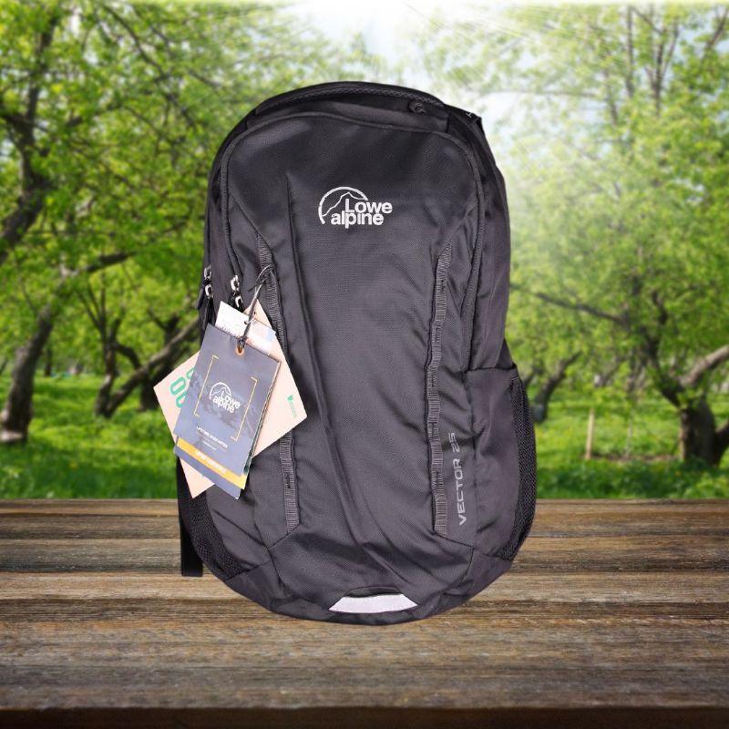 กระเป๋าเป้ ใส่โน้ตบุ๊ค ยี่ห้อ LOWE ALPINE	รุ่น VECTOR LAPTOP ขนาด 	25L		สี BLACK