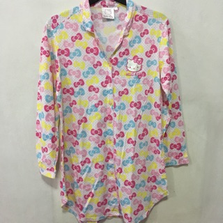 SALE!! ชุดนอนกระโปรงแขนยาว SANRIO size M มือ1 พิมพ์ลายโบว์ Kitty น่ารักมาก