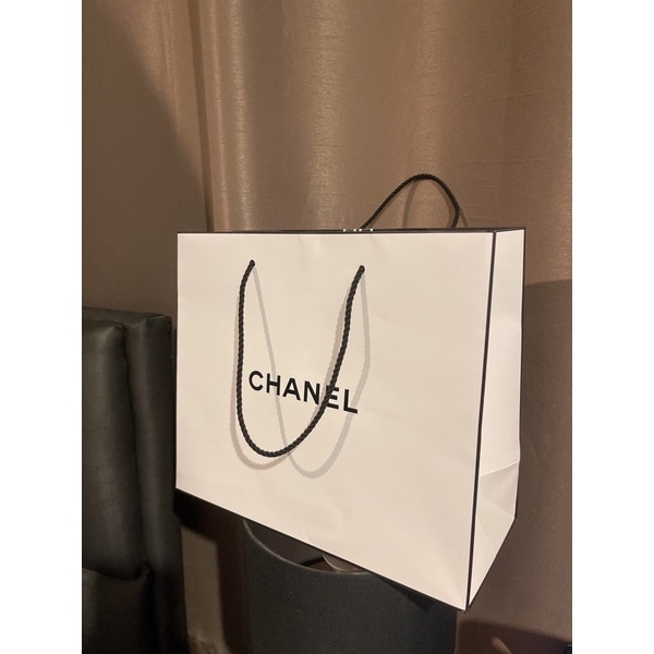ถุงแบรนด์เนม Chanel size ใหญ่ แท้💯Cosmetics