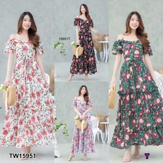 👗Pfashion [ส่งไว!!🚛] P15951 แม็กซี่เดรสสายเดี่ยวเว้าไหล่ลายดอกไม้ผูกเอว One-shoulder floral print maxi dress w