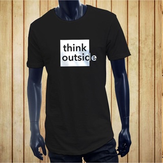 เสื้อยืดแขนสั้น พิมพ์ลาย THINK OUTSIDE THE BOX HUMOR CLEVER สีดํา แฟชั่นฤดูร้อน สําหรับผู้ชายสามารถปรับแต่งได้