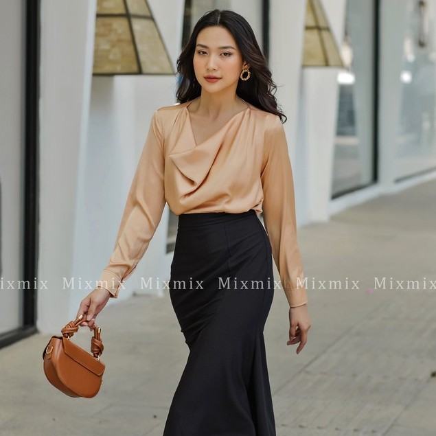 เสื้อไหมพรมคอปก Doris สีกlod หรูหรา - MIXMIX - สินค้าดีไซเนอร์ - ภาพถ่ายพิเศษที่ทางร้านถ่าย