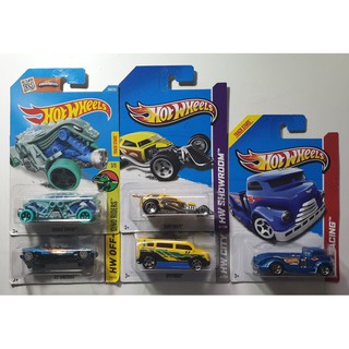 รถเหล็ก HotWheels ในแพ็ค 5 คัน