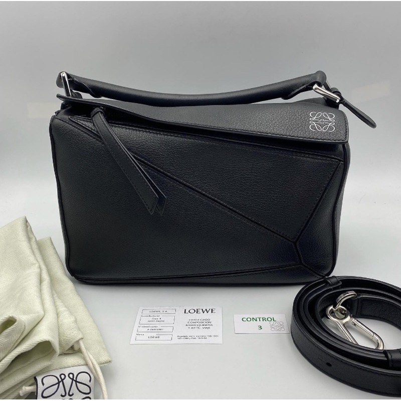 Like newwww Loewe puzzle small black y.19