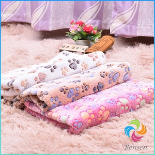 Bensen ผ้าห่ม ชนิดผ้ากำมะหยี่ พิมพ์ลายอุ้งเท้าแมวน่ารัก สำหรับสัตว์เลี้ยง Pet blanket [A619]