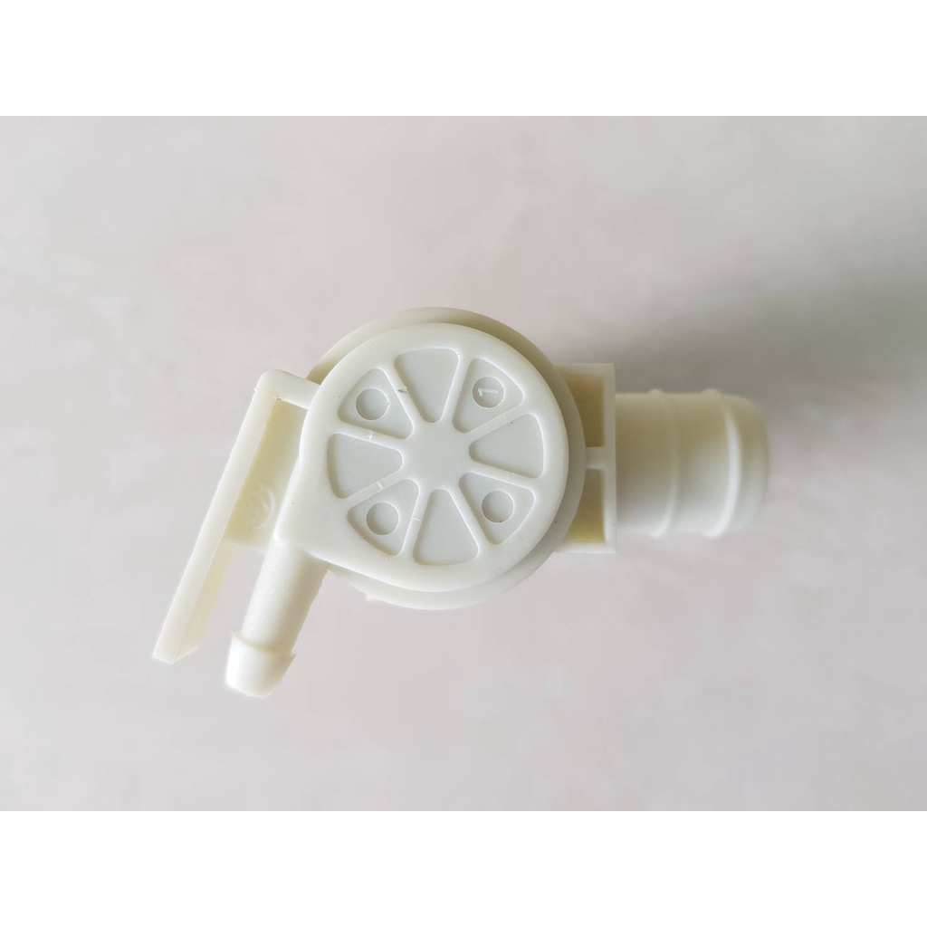 มอเตอร์ฉีดน้ำฝน ISUZU เดก้า(DEGA) ไต้หวัน ราคาตัวละ180บาท