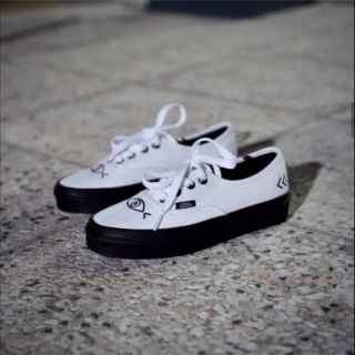 Vans​ Shallowtree Authentic White/Black