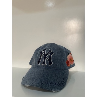 หมวก MLB NY Yankees แท้ 100% (ช้อปสยามดิส) ไม่เคยใส่ ส่งต่อ 1,490 (จาก 2,100.-)