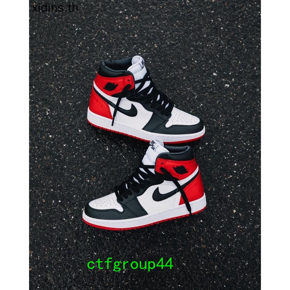 jordan 1 mid chicago black toe