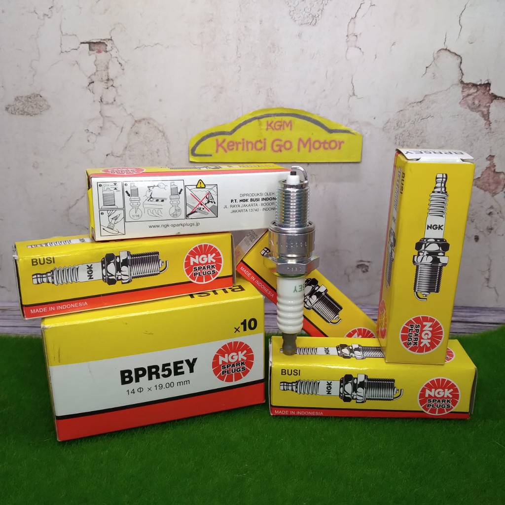 หัวเทียน NGK BPR5EY BMW 318i 1.8 - BMW 325i 2.5