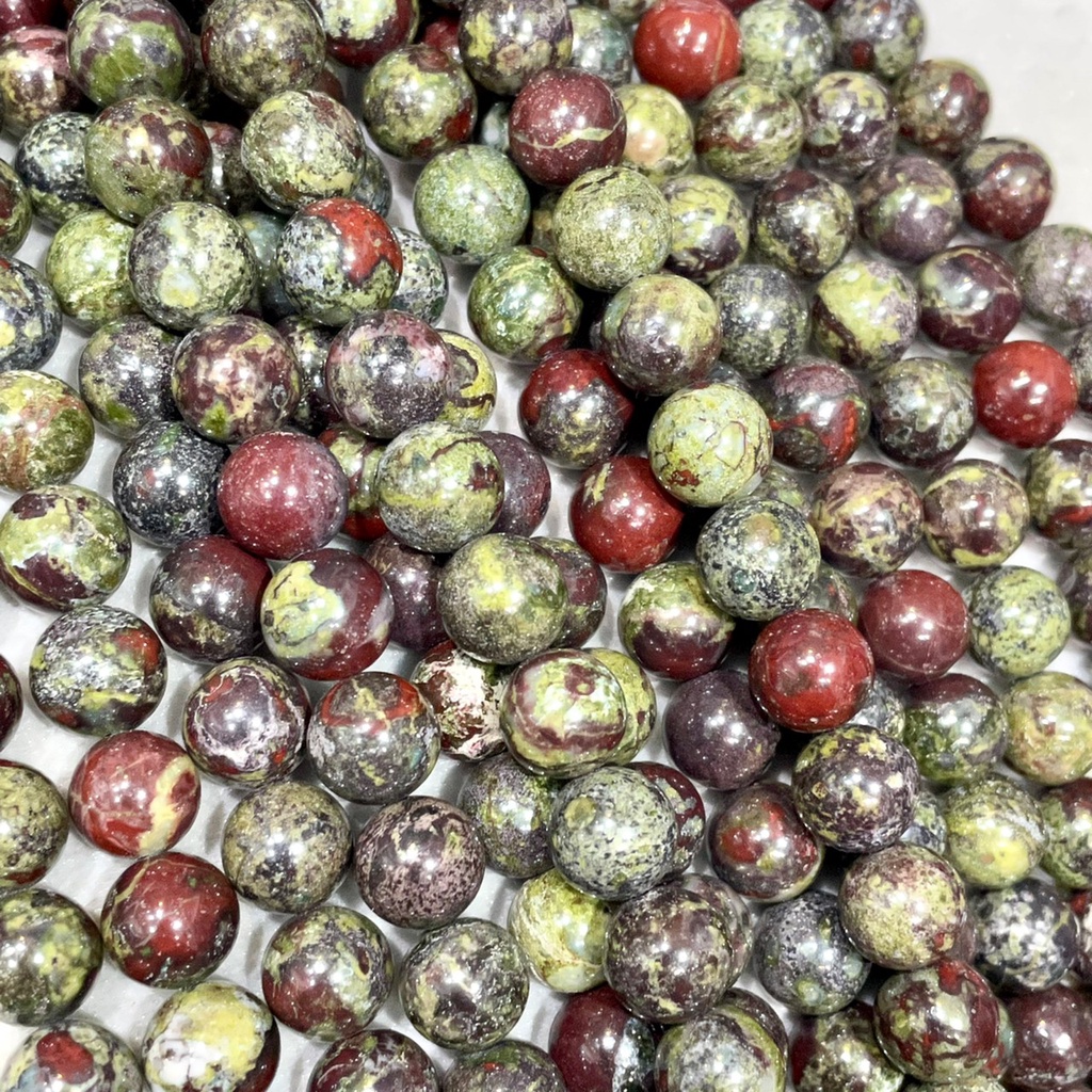 เลือดมังกร บลัดสโตน Dragon Bloodstone หินแห่งการต่ออายุ ทรงกลม เส้นยาว เกรด A