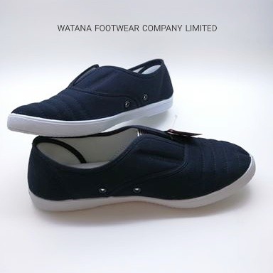 Buddy 3-201 รองเท้าผ้าใบสุภาพบุรุษ Basic Canvas Shoes