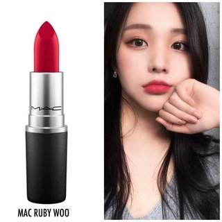 Beauty-Siam แท้ทั้งร้าน !! แบ่งขายลิปสติก MAC LIPSTICK สี RUBY WOO แบ่งขายใส่กระปุก แถมแปรงทาลิปฟรี แท้100%