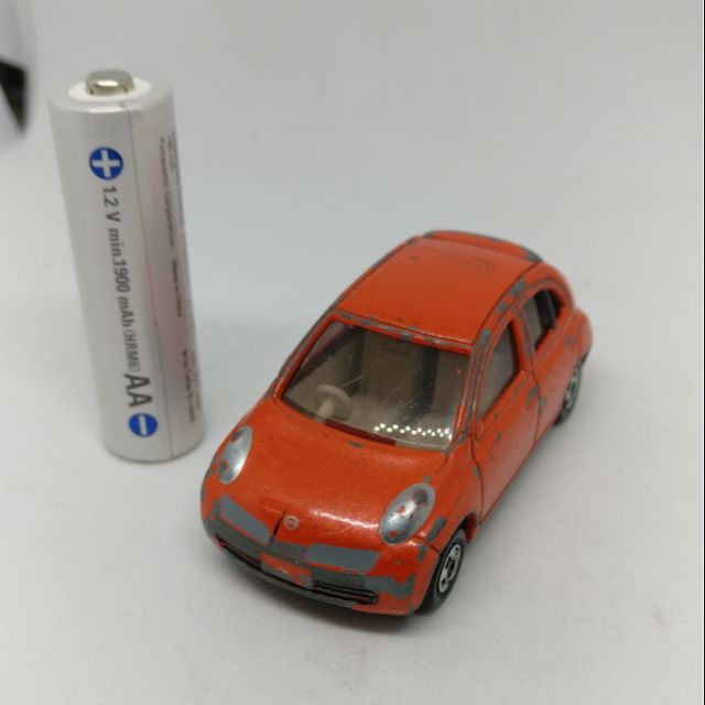 Nissan March tomica modelcar