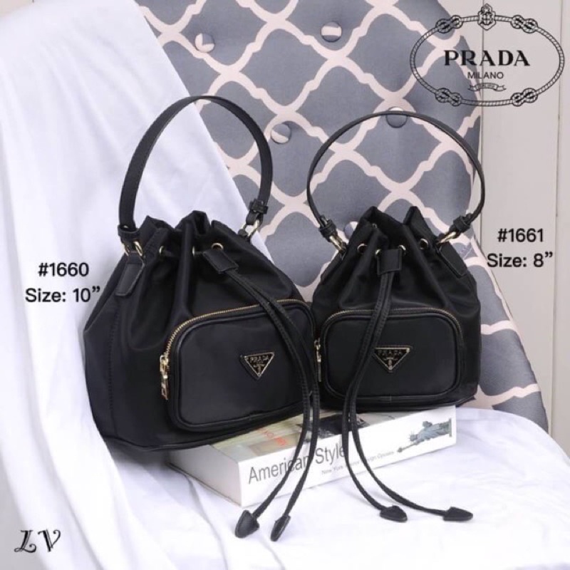 กระเป๋า Prada ทรงขนมจีบ ไซส์ 10 นิ้ว ***ส่งฟรี***