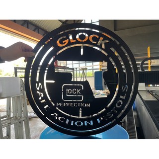 Glock พลาสวูดตกแต่งผนัง Logo Glock ป้ายพลาสวูด Glock โลโก้กล็อก วัสดุเบาใช้กาวแปะผนังได้ หนา 10 มม.