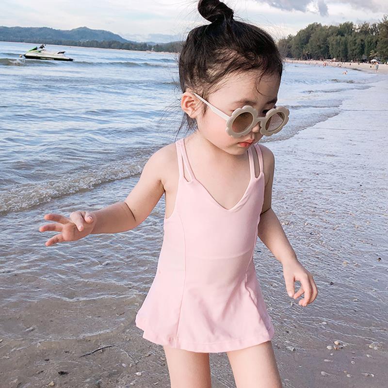 ชุดว่ายน้ำเด็ก ชุดว่ายน้ำเด็กผู้หญิง ชุดว่ายน้ำเด็กเล็ก +ส่งไวหมวก สาวแห้งเร็วเจ้าหญิงแขวนกระโปรงชุดว่ายน้ำชิ้นเดียว