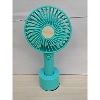 USB MINIFAN 2628-2Aพัดลมพกพาชนิดด้ามจับญี่ปุ่น  NO.2628-2A ชาร์จไฟได้ในตัว ด้วย USB  มีขาตั้งในชุด  ใช้งานต่อเนื่องได้นา