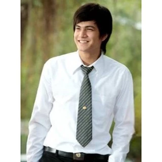 เข็มติดเนคไท นักศึกษาชาย