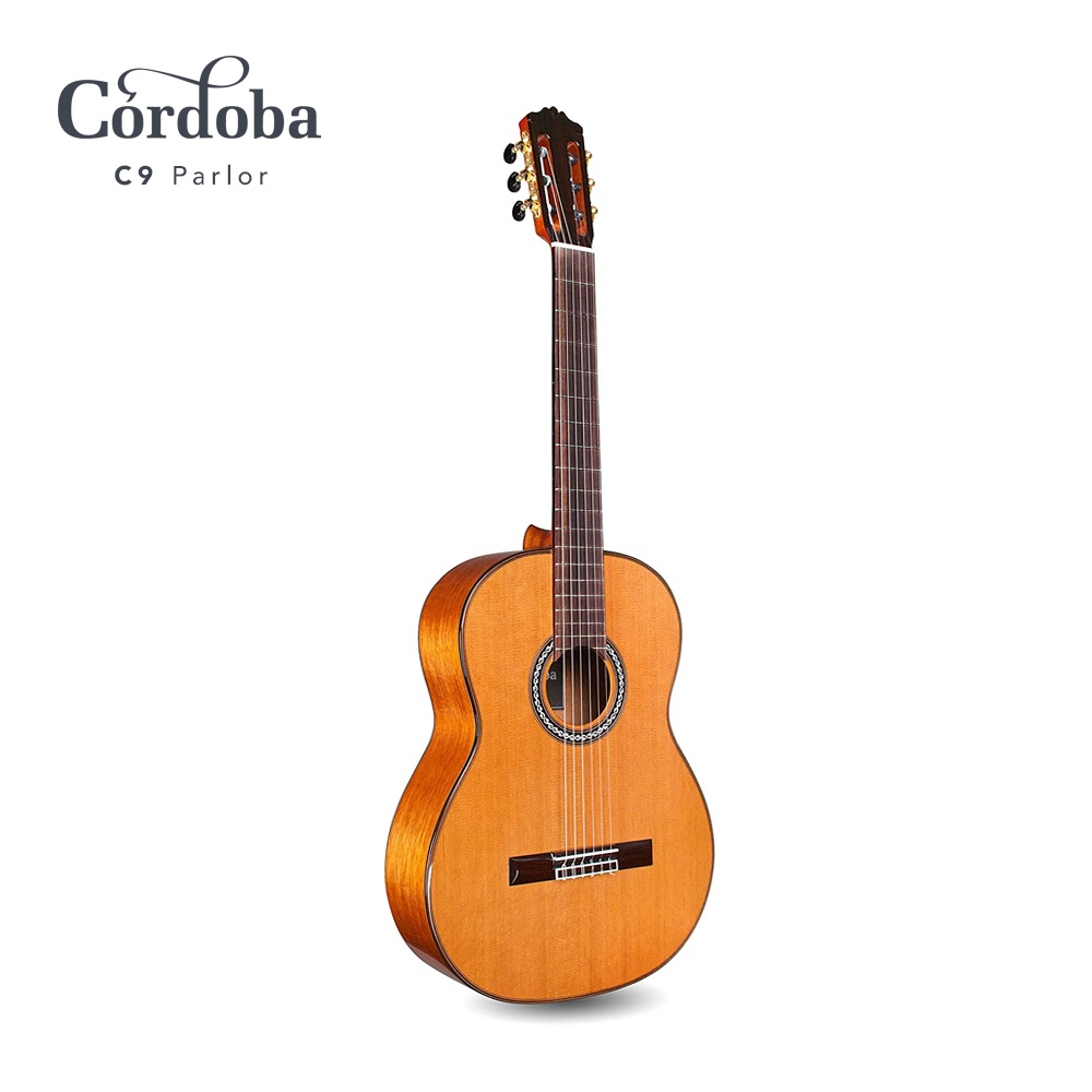 Cordoba C9 Parlor กีตาร์คลาสสิคทรง Small Body สเปค All Solid (Western Red Cedar / African Mahogany) 