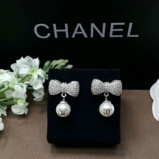 Chanel earring