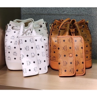 ของแท้ 💯 ส่งฟรี ❗ Mcm Medium Dessau Drawstring Bag