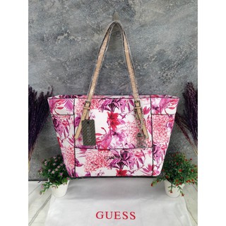 กระเป๋าสะพาย Guess Safiano Shopping Bag