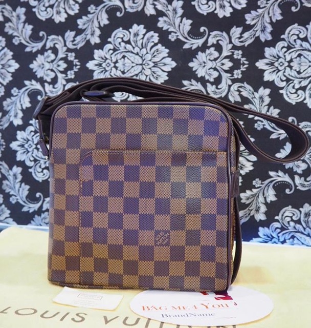 กระเป๋าหลุยส์ Louis Vuitton LV Olav Damier PM สำหรับผู้ชาย