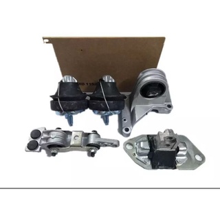 5-cylinder vehicle Engine Motor Mounting Mount For Volvo S80 S60 V70 XC70 XC90 2004 2005 2006