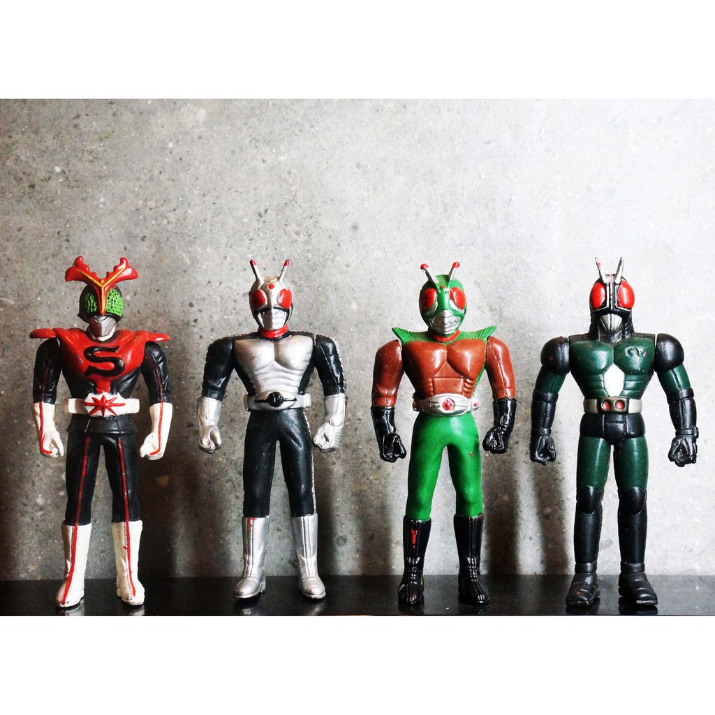 Bandai 7-11 Mini Soft Vinyl Hero Kamen Rider Rider Hero Series Sofubi โมเดล ซอฟ มดแดง ไวนิล