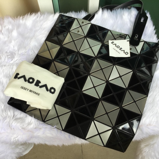 กระเป๋า Bao bao มือสอง