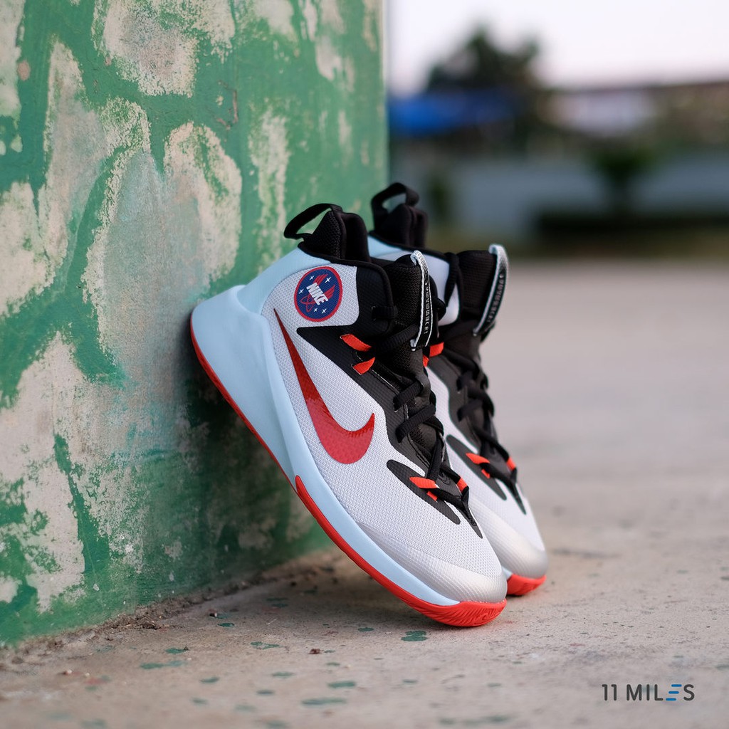 Nike future court outlet gs