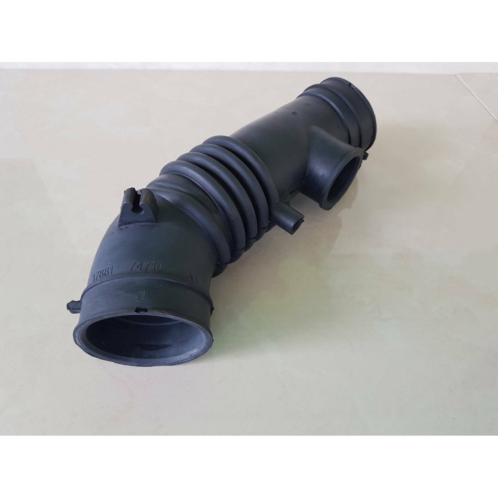 ท่ออากาศ TOYOTA   ST191,3S-FE ราคาท่อนละ200บาท