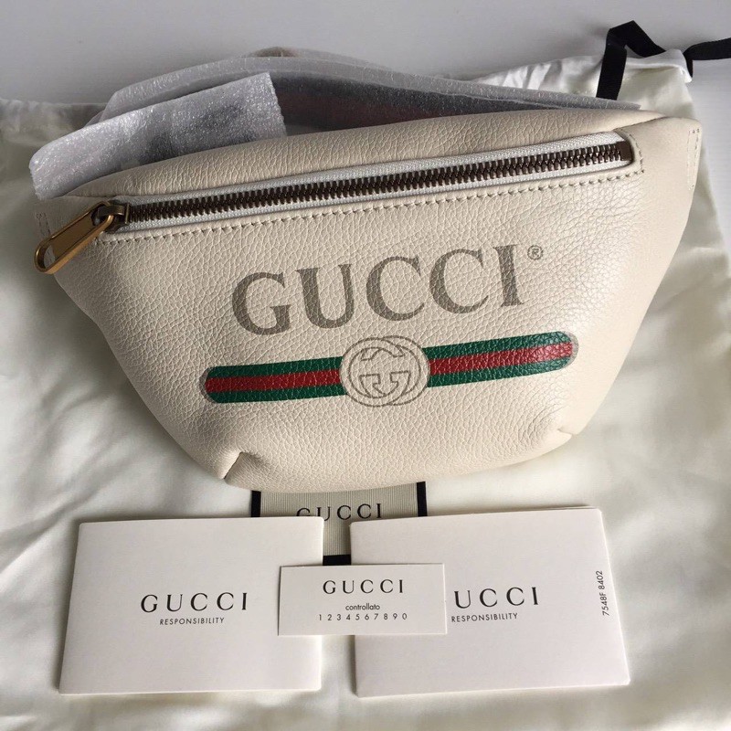 Gucci belt bag mini90 สีขาว used like new