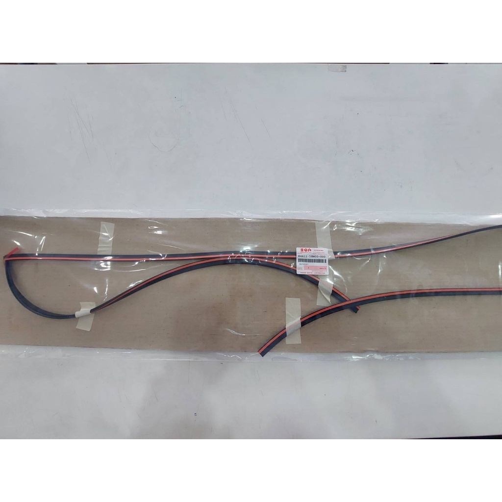 คิ้วขอบกระจกบังลมหน้า (84611-58M00-000)SUZUKI SWIFT 1.25 รุ่นปี 2012-2017