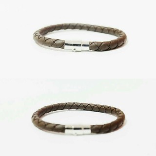 nn_braceletสายรัดข้อมือ RASTACLAT รหัส 088 กำไลข้อมือหนังถักสีน้ำตาล ตัวนี้เป็นหนังสังเคราะหฺ์นะคะ