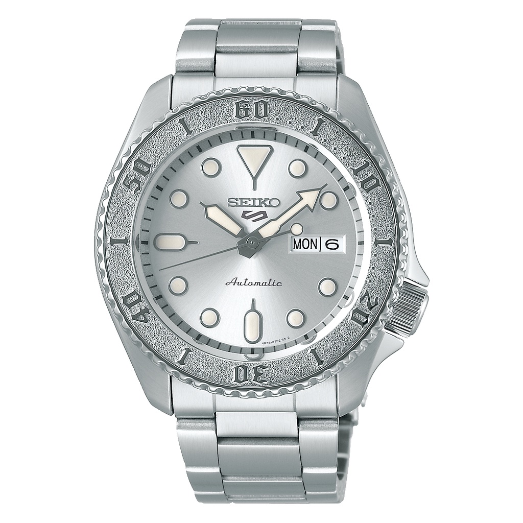 Karnvera Shop นาฬิกาข้อมือผู้ชาย Seiko 5 Sports Gold Automatic Street Boy Men's Watch SRPE71K1