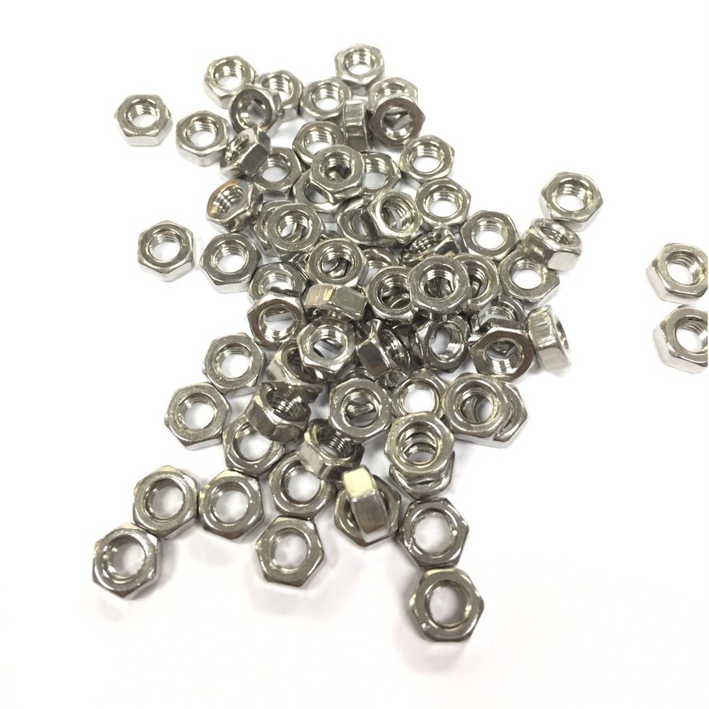 น็อตตัวเมียสแตนเลสM4x0.7  จำนวน 20 ตัว